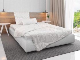 BeCo BeCo Sommer-Bettdecke, Leichtsteppbett »Royal Soft«, leicht