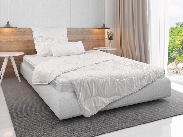 BeCo BeCo Sommer-Bettdecke, Leichtsteppbett »Royal Soft«, leicht