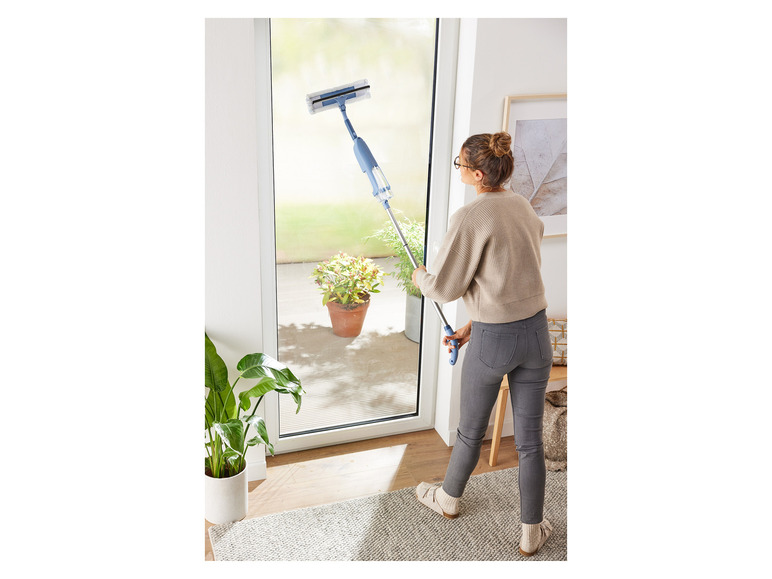 LIVARNO home Fensterwischer mit Sprühfunktion