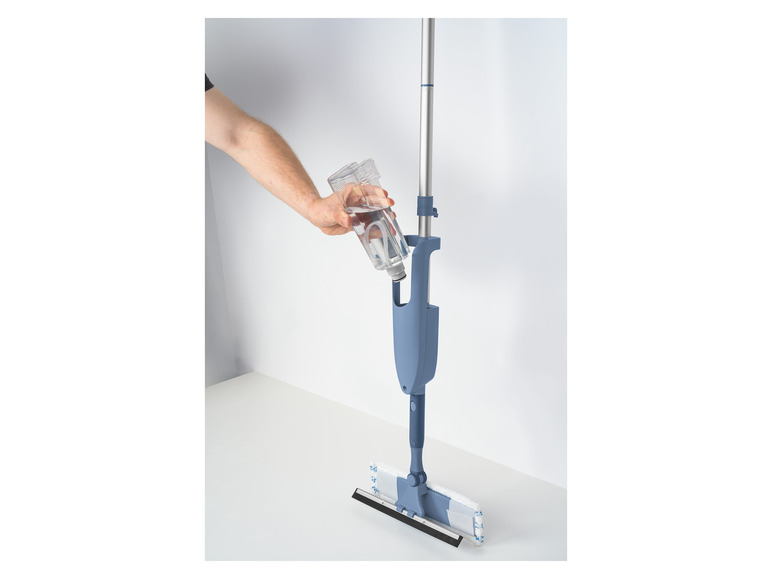 LIVARNO home Fensterwischer mit Sprühfunktion