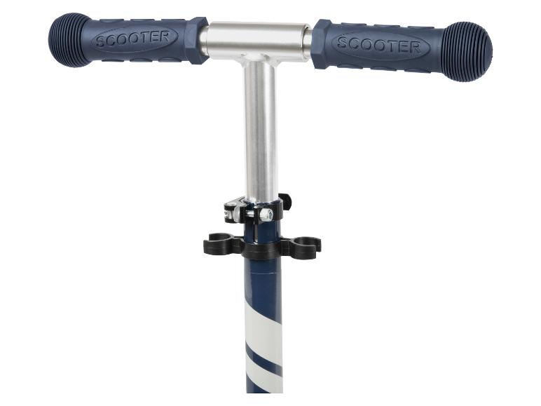 Playtive Scooter / Tri-Scooter, mit Hinterrad-Reibungsbremse