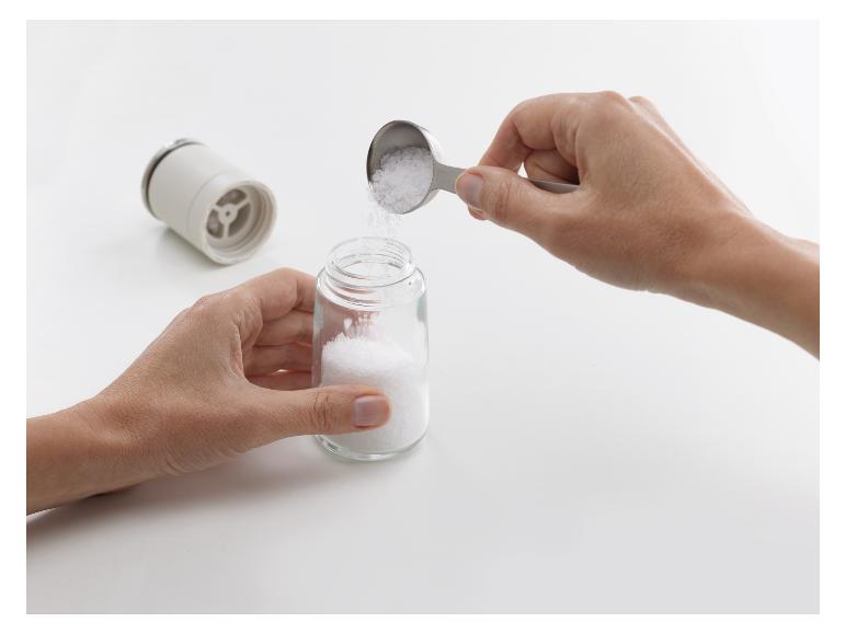 Joseph Joseph Duo Krümelfreies Salz- und Pfeffermühlen-Set