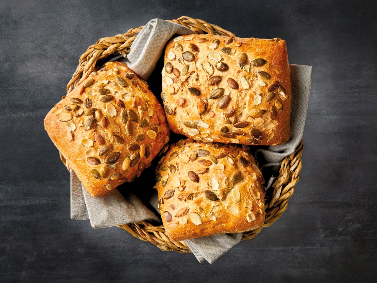 Unser Brot Kürbiskernbrötchen